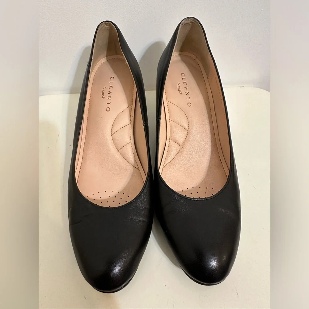 *PRE-LOVED* ELCANTO Black Leather Kitten Heel High Heel Pumps (Korean Brand) - Picture 2 of 7